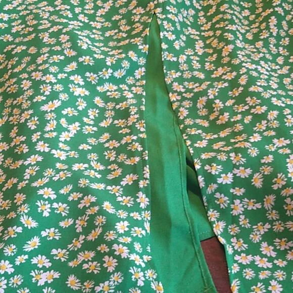 WAYF Floral Daisy Green Faux Wrap Midi Dress L - Picture 10 of 16